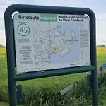 Bed & Breakfast De Koegang 4*