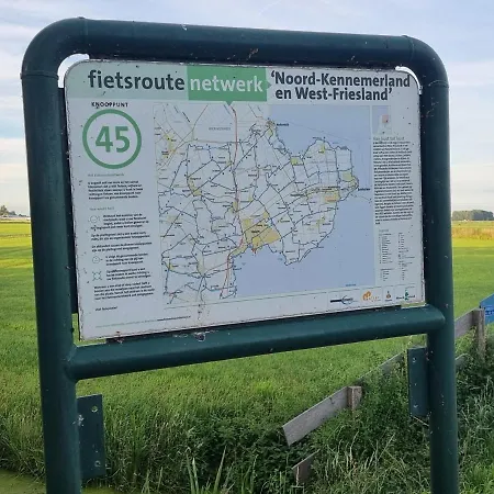 Bed & Breakfast De Koegang 4*